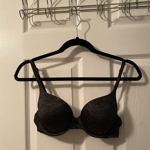 Victorias Secret Bra. Slight padding/push up. Size 34C